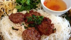 Cách Làm Chả Viên Nướng: Bí Quyết Chiếm Trọn Trái Tim Gourmet