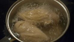 Cách Làm Gỏi Gà Hành Tây Cà Rốt: Món Ăn Độc Đáo Cho Tiệc Tùng