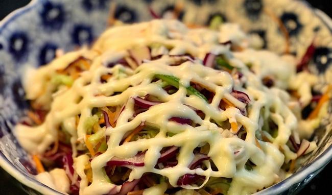 Salad bắp cải sốt mè rang