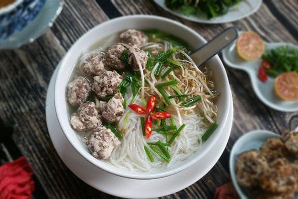 bún mọc truyền thống