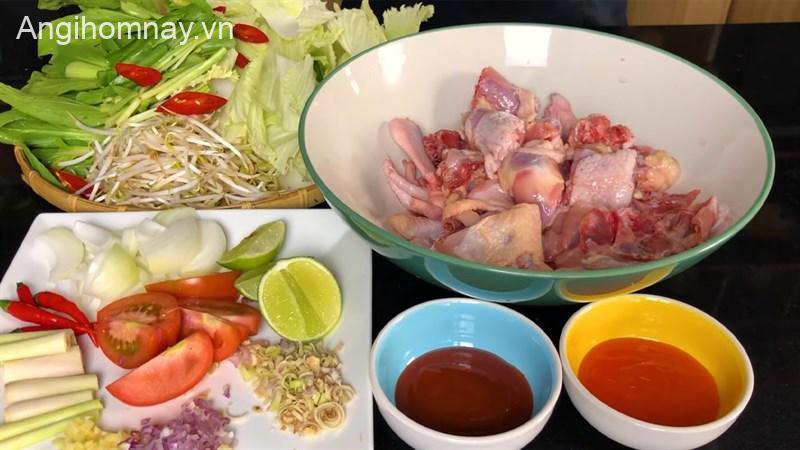 Nguyên liệu chuẩn bị món ăn lẩu gà chua cay